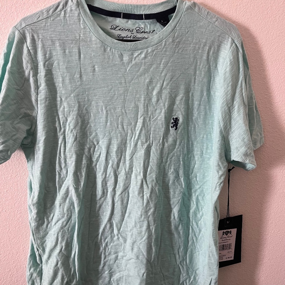 Lions Crest Men shirt